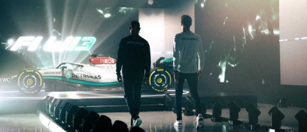 Mercedes presentó el W13, el coche para la revancha de Hamilton