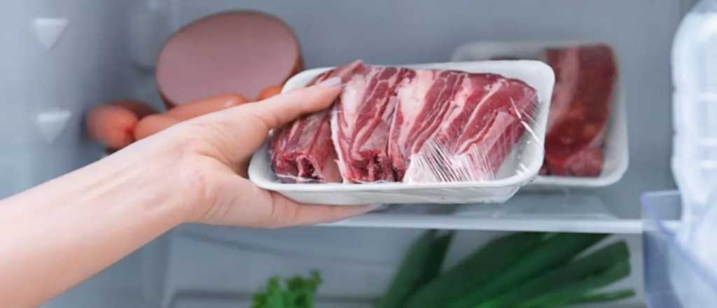 Cómo descongelar la carne más rápido para hacer un asado