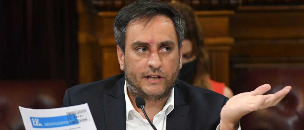 Cabandié fue al Senado y defendió su gestión por los incendios