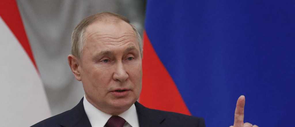 Rusia cay&oacute; en default por primera vez desde 1918