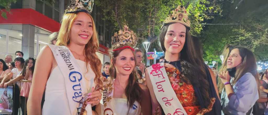 As&iacute; fue la previa de la V&iacute;a Blanca con hinchadas y la reina "blue"