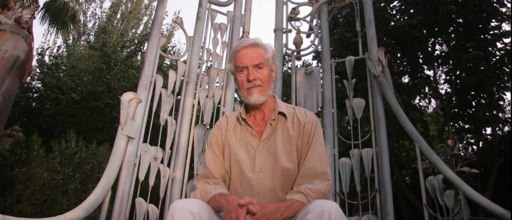 Premian la casa del escultor Roberto Rosas