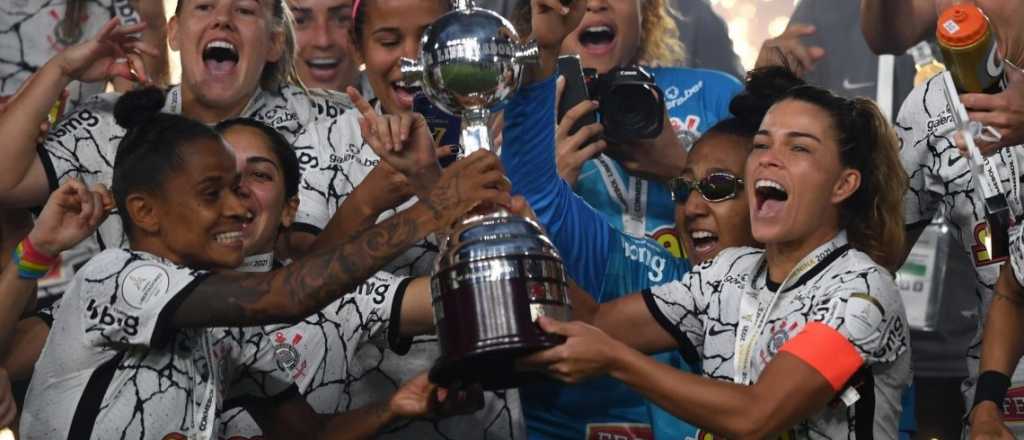 Conmebol aumentó 1.600% los premios del fútbol femenino