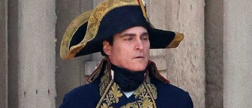 Se filtraron las primeras fotos de Joaquin Phoenix como Napol&eacute;on