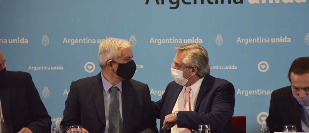 Juli&aacute;n Dom&iacute;nguez: "A los productores, que se queden tranquilos"