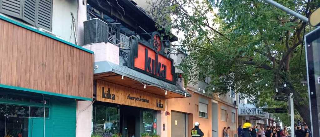 Se incendió un restaurante en pleno centro mendocino