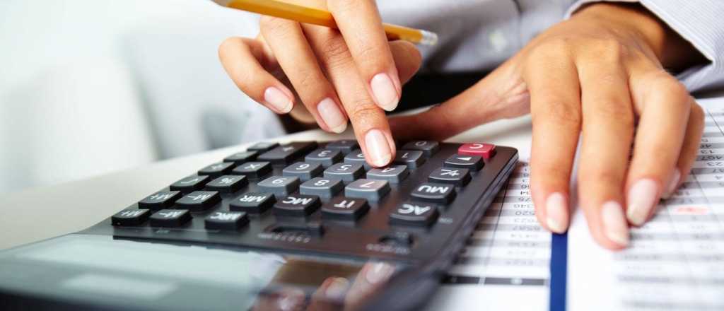 Los plazos fijos en pesos se desinflan con el recorte de las tasas