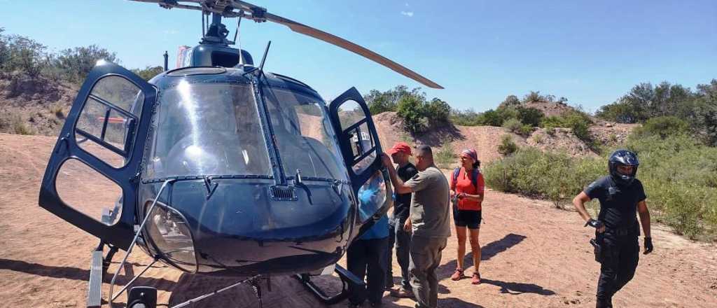 Rescataron con un helicóptero a una ciclista herida en la montaña