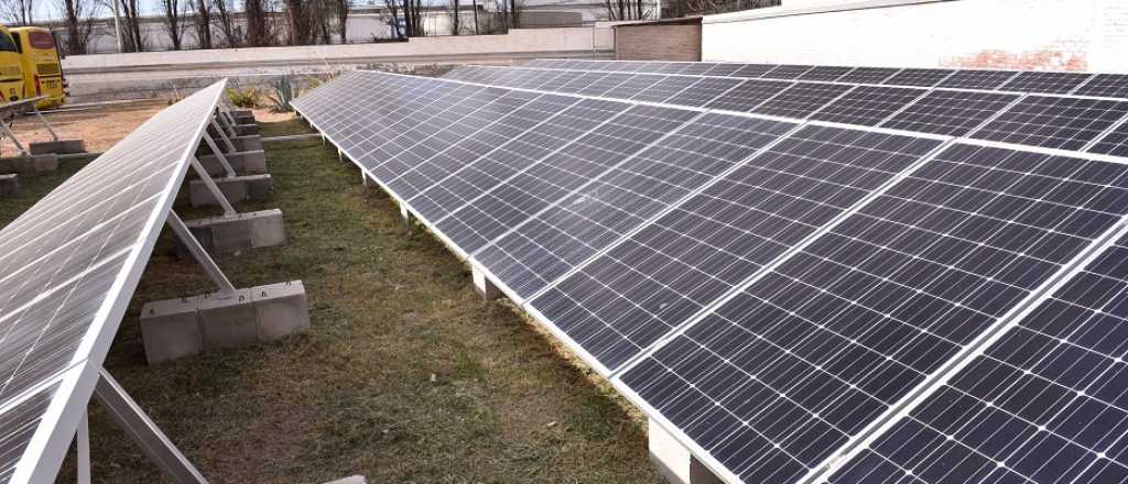 Reintegro en compra de equipos solares para comercios de Godoy Cruz