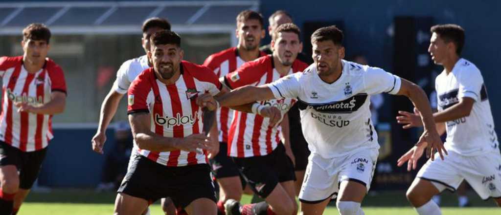 Emotivo empate entre Gimnasia y Estudiantes en el cl&aacute;sico platense