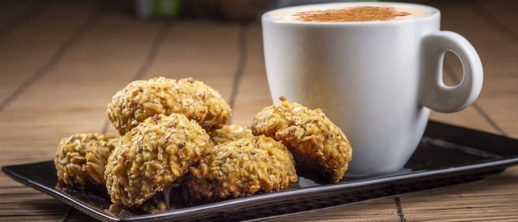 Fáciles y deliciosas: galletas de avena con 3 ingredientes y en microondas
