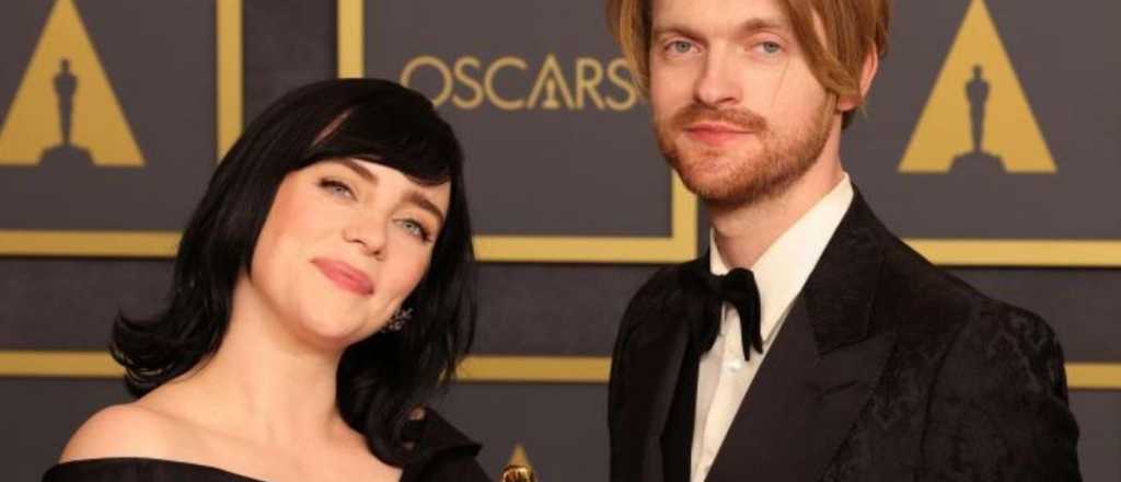 Billie Eilish y Finneas ganaron el oro de los Oscar a la mejor canción 