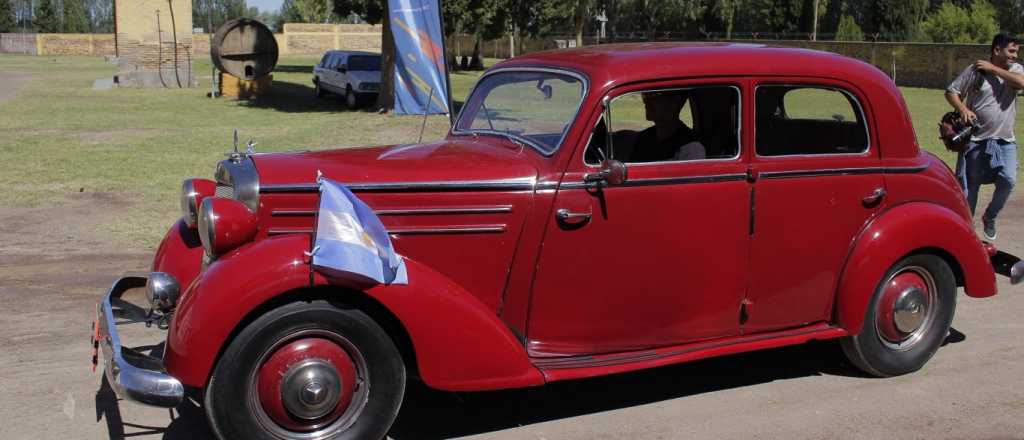Alvear fue el epicentro de los mejores autos cl&aacute;sicos del pa&iacute;s