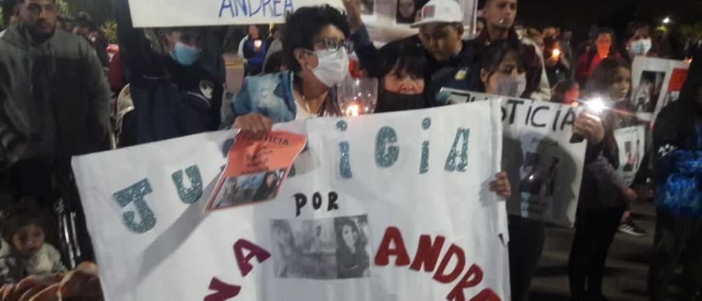 Protesta frente a la casa del empresario que atropelló y mató en El Challao