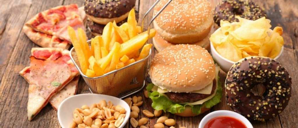 Alimentos ultraprocesados: afirman que dañan el cuerpo y la mente