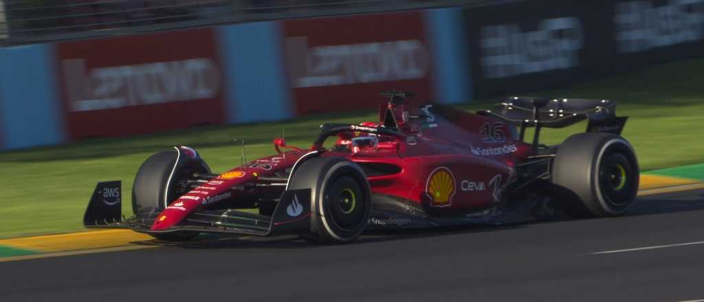Triunfo de Leclerc, abandono de Verstappen y podio de "Checo" Pérez