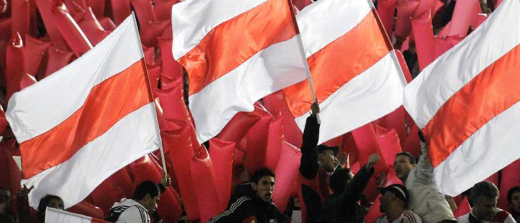 La insólita bandera de agradecimiento de los hinchas de River