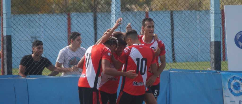 Maip&uacute; derrot&oacute; a Brown en Adrogu&eacute; y se meti&oacute; en zona de Reducido