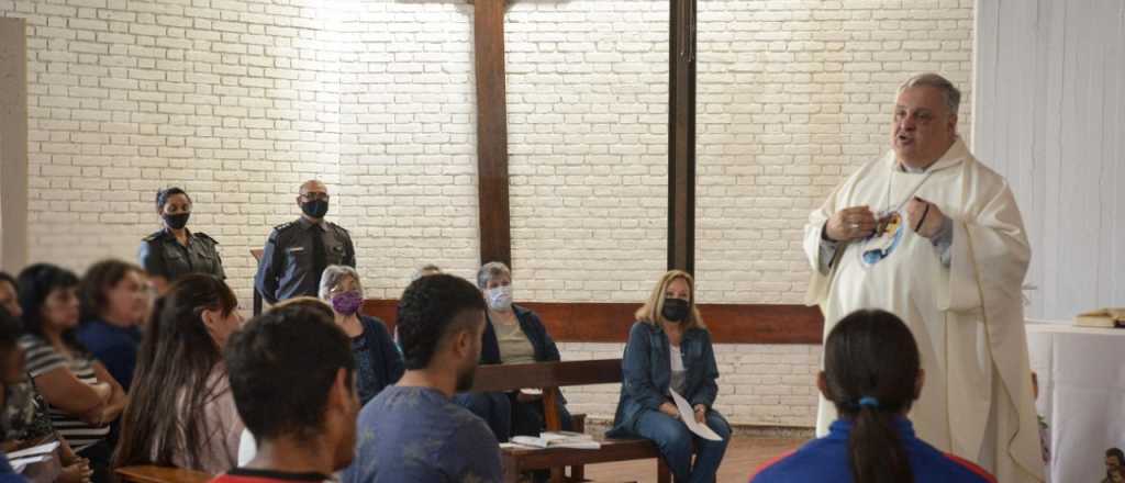 Sin apoyo del Estado, &iquest;c&oacute;mo se financian las iglesias cat&oacute;licas?