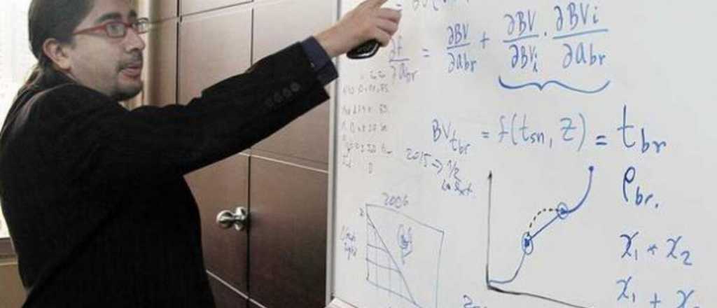 Advierten que la dolarización sería tan desastrosa como lo fue para Ecuador