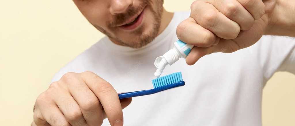 El modo de apretar el pomo de pasta dental dice mucho sobre vos