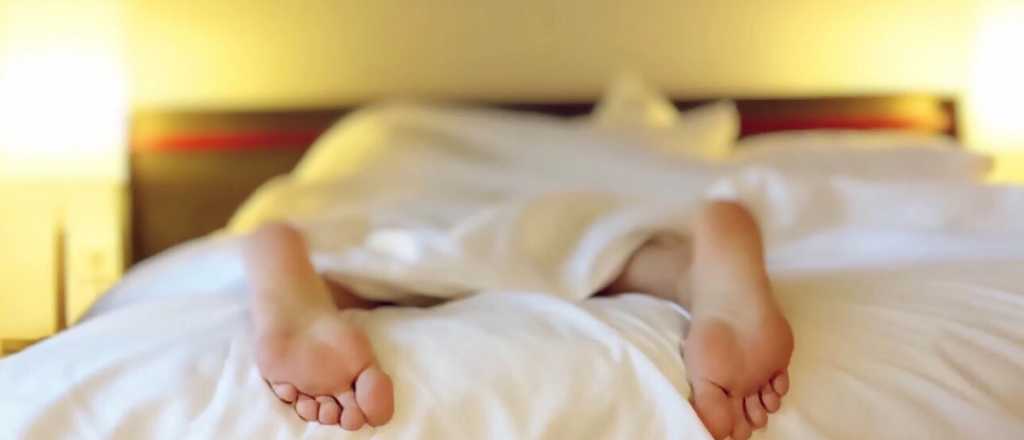 El test que revela cómo sos según tu forma de dormir