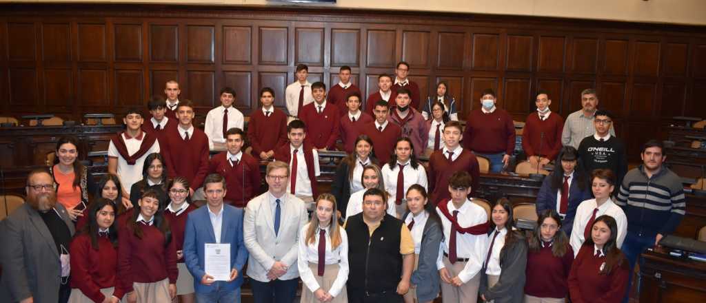 Estudiantes malargüinos pidieron por la minería en la Legislatura