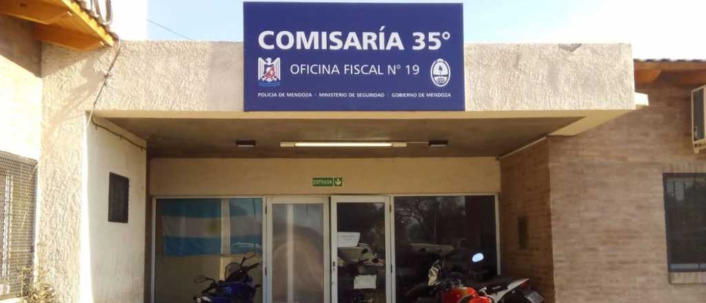 Le pidieron fuego, se detuvo y le robaron el auto en Guaymall&eacute;n