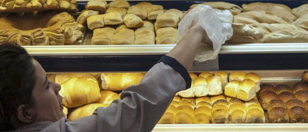Vuelve a aumentar el pan: el alza será de 15% en Mendoza