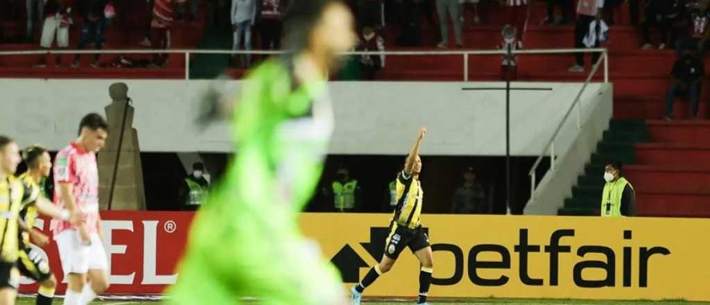 Blooper de arco a arco, el gol más insólito de la Copa Libertadores