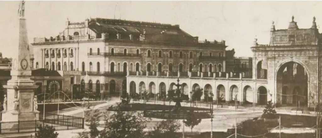 La historia del primer Teatro Col&oacute;n, a 165 a&ntilde;os de su inauguraci&oacute;n