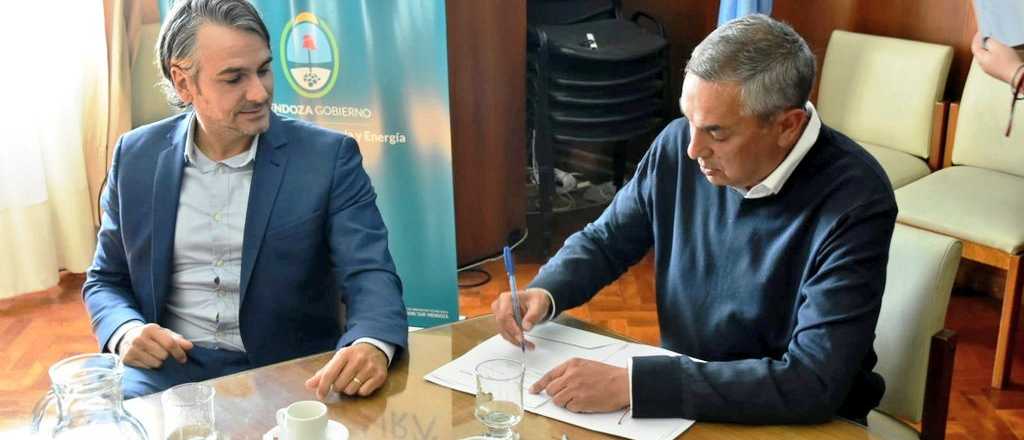 Mendoza firm&oacute; un convenio con Microsoft para capacitar a estudiantes