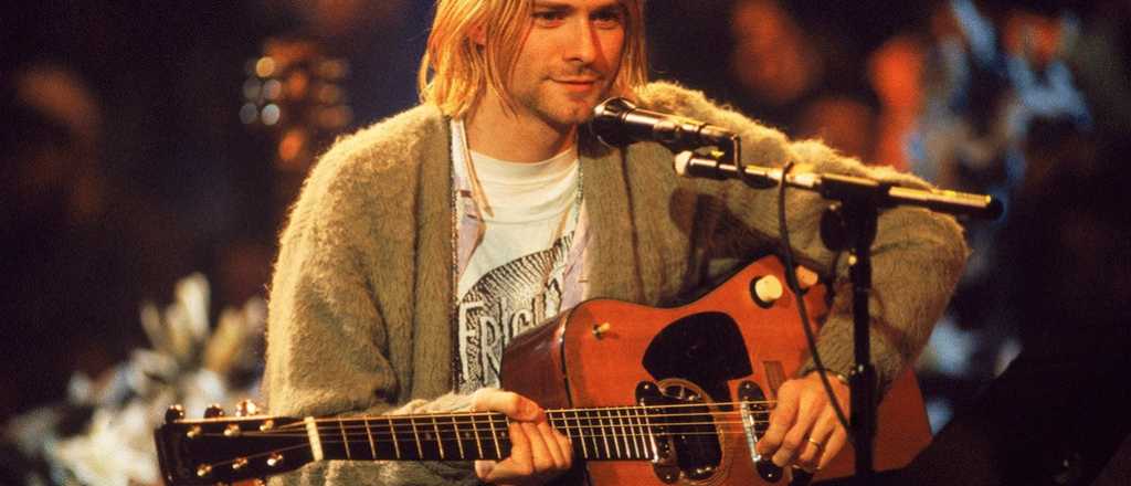 Subastar&aacute;n otra guitarra de Kurt Cobain, el l&iacute;der de Nirvana