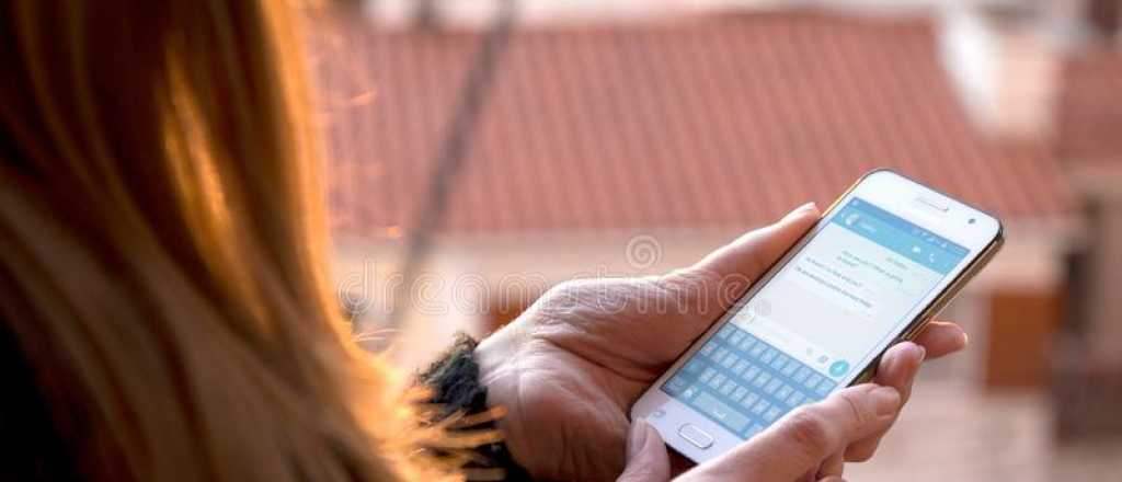 &iquest;C&oacute;mo activar las reacciones de los mensajes de WhatsApp?