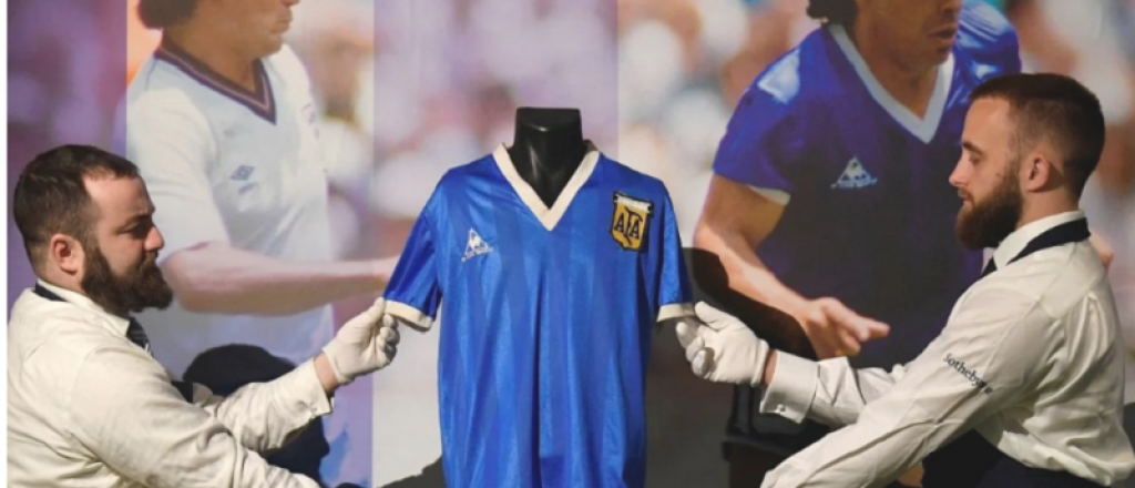 Pagaron casi 9 millones de US$ la camiseta que usó Diego contra Inglaterra