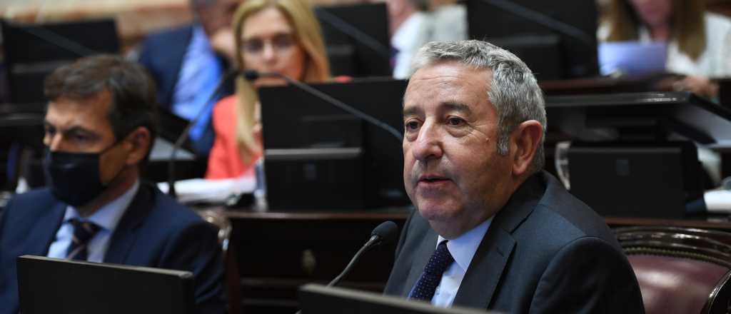 Cobos: "Si el laudo sale en contra hay que irse del COIRCO y hacer Portezuelo"