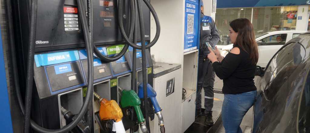 Un aumento por mes: este sábado vuelve a subir la nafta