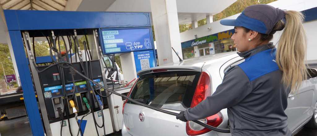 YPF aumentó el precio de sus combustibles desde este domingo