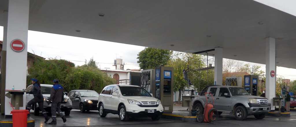 Por "error" subieron las naftas en varias estaciones de servicio de Mendoza