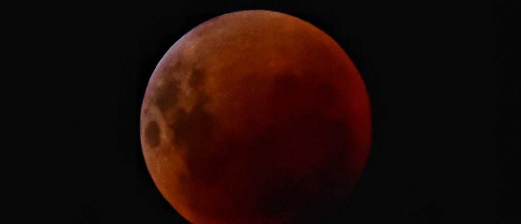 Eclipse total de Luna: así se vio en diferentes puntos del país 