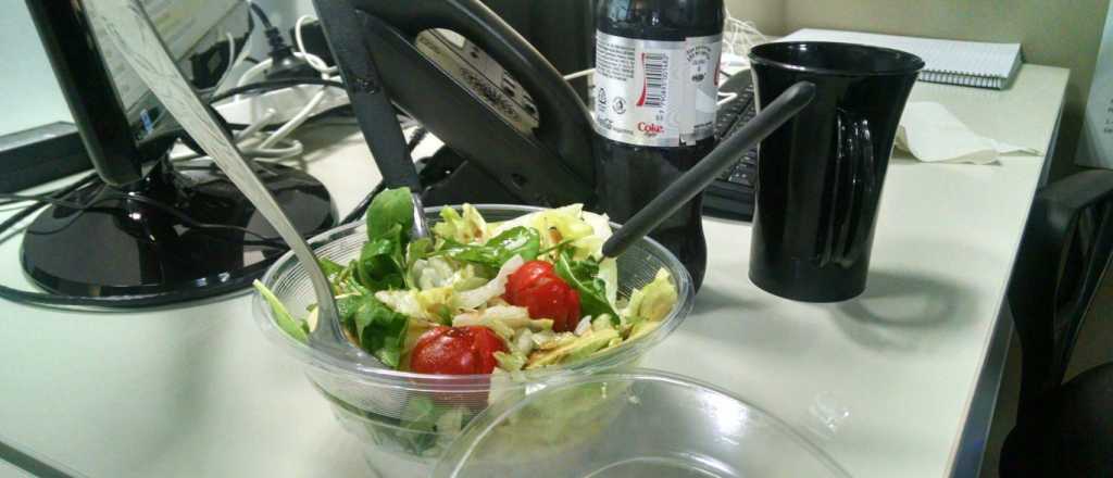 Delivery de ensaladas, la alternativa ideal para oficinistas mendocinos