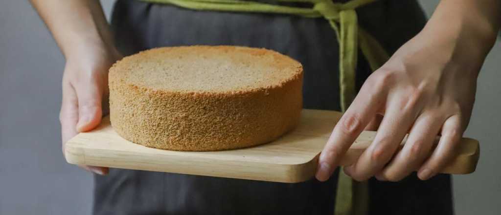 La forma m&aacute;s f&aacute;cil de hacer un bizcochuelo