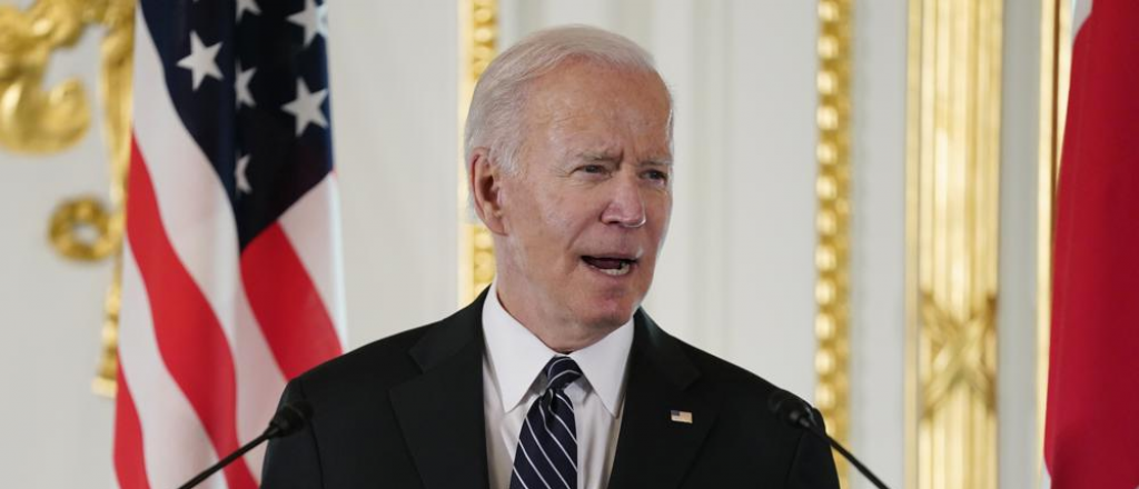 Biden instó al Congreso a prohibir la venta de armas a particulares