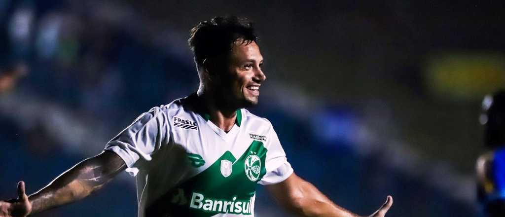 Mauro Zárate vuelve al fútbol argentino