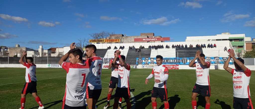 El Globo consiguió un empate valioso en Bahía Blanca