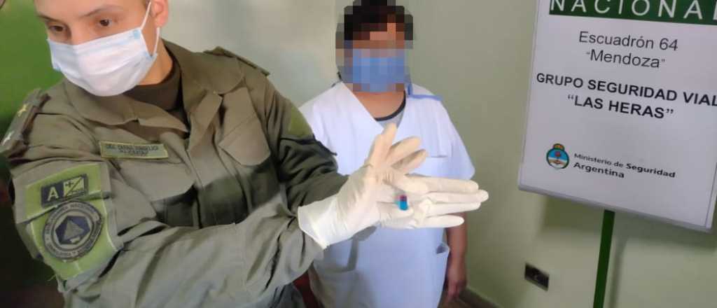 Caen dos "mulas" en la Terminal con 200 c&aacute;psulas de coca&iacute;na en el est&oacute;mago