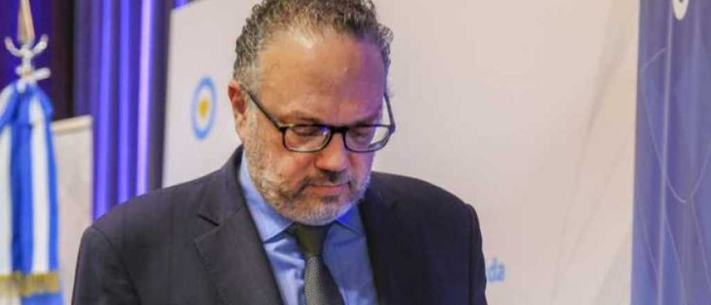 El juez cit&oacute; a Kulfas en la causa por la licitaci&oacute;n del gasoducto