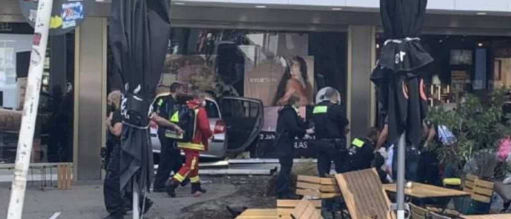 Atropello masivo en Berlín deja un muerto y decenas de heridos 
