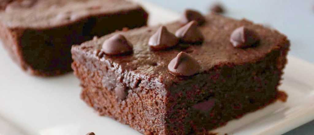 Cómo preparar brownies saludables, sin azúcar ni harina