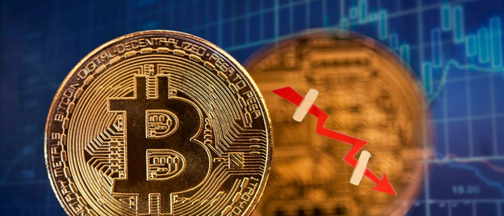 Lunes negro para el Bitcoin que no deja de caer y cotiza debajo de los U$S24.000